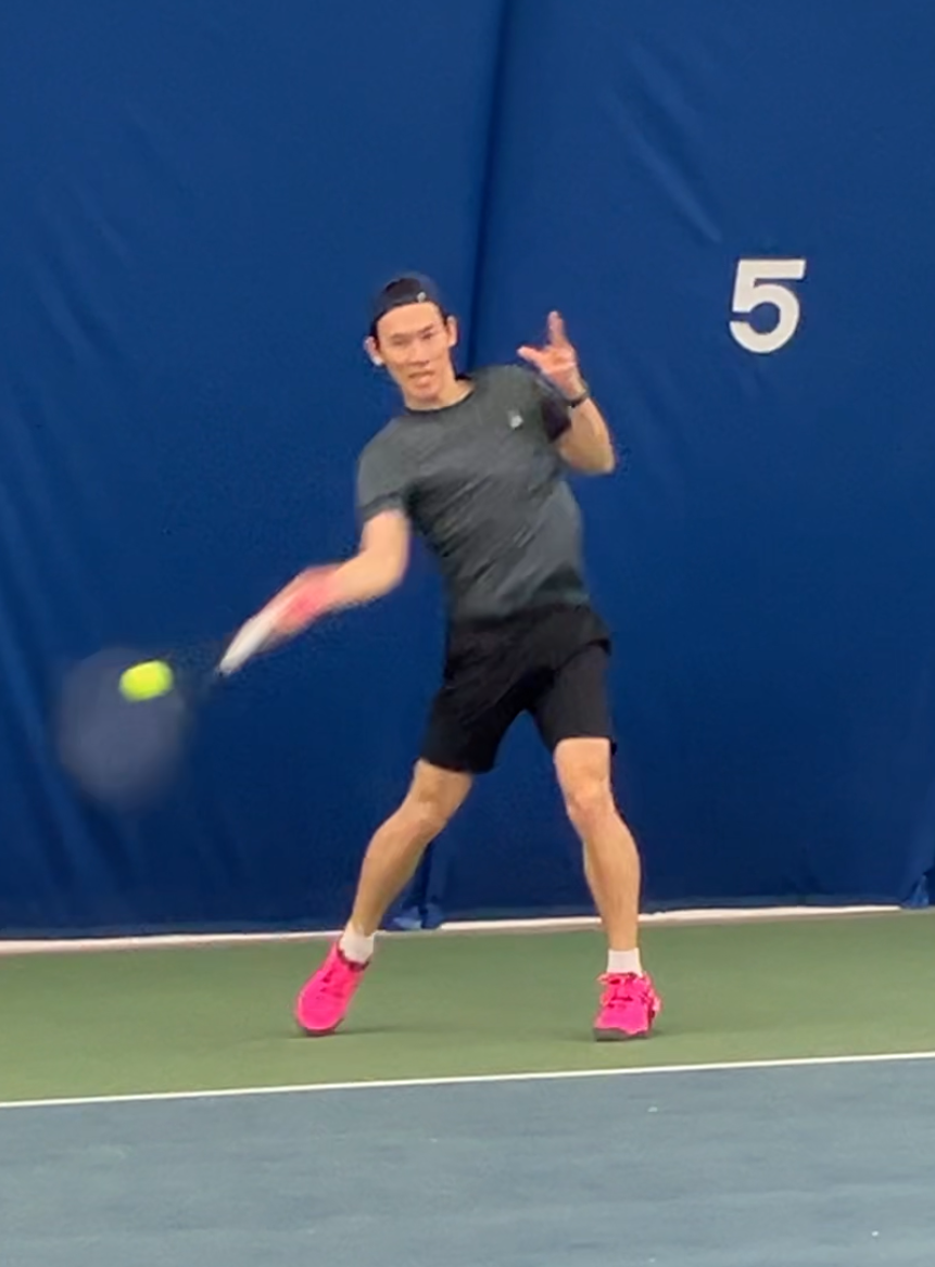 Tennis racquet